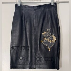 Iceberg Vintage 90s Black Leather Pencil Skirt w/ Embroidery IT 42 / US 6